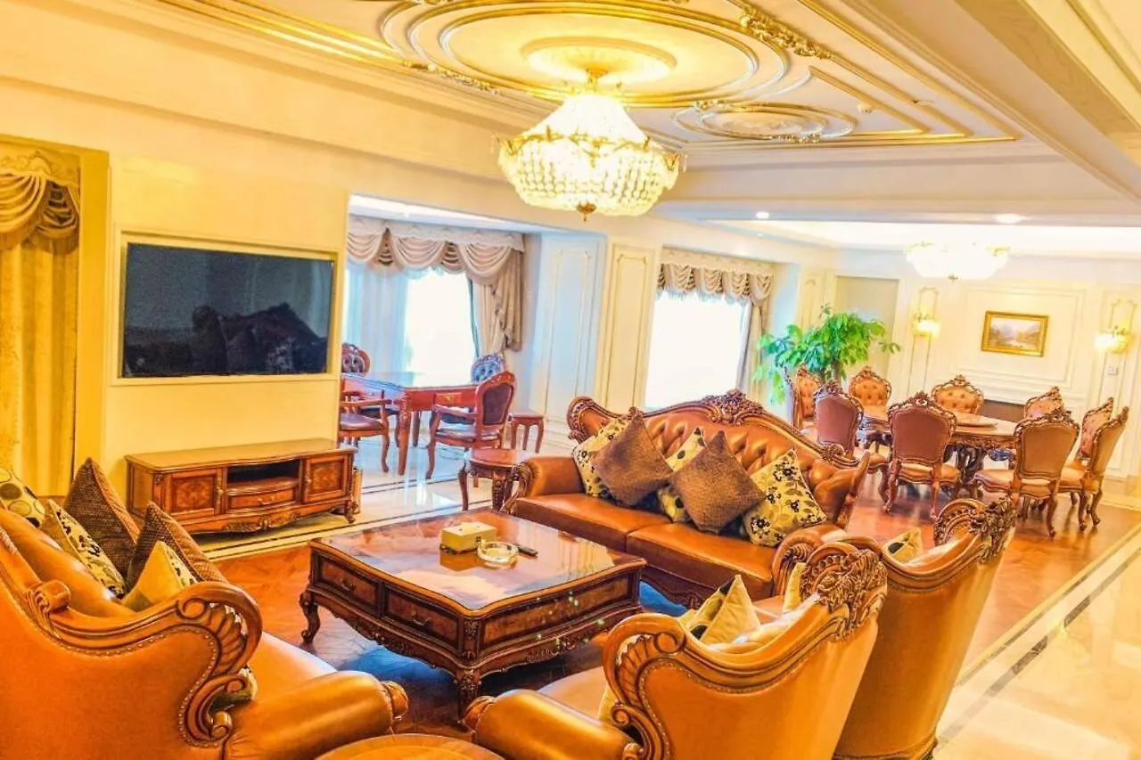 Wyndham Grand Kunming East Hotel 4*,  China