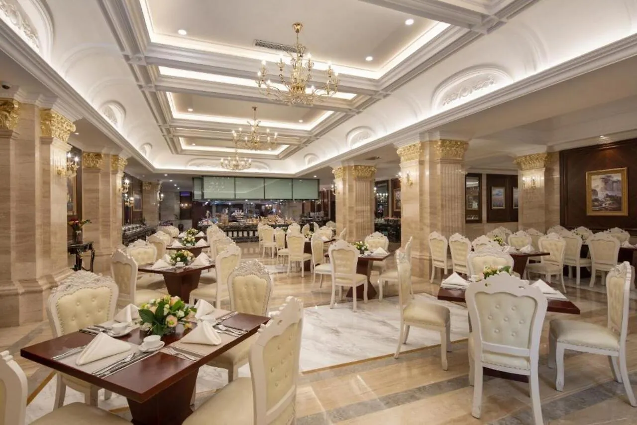 ****  Wyndham Grand Kunming East Hotel China