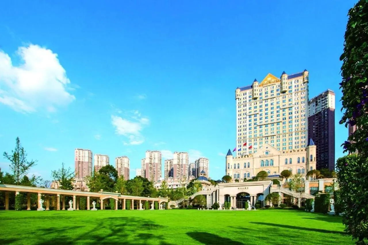 Wyndham Grand Kunming East Hotel